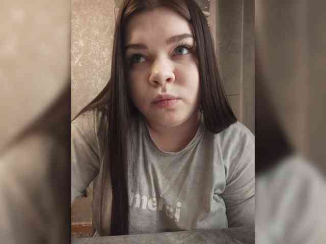 Karina-15 webcam