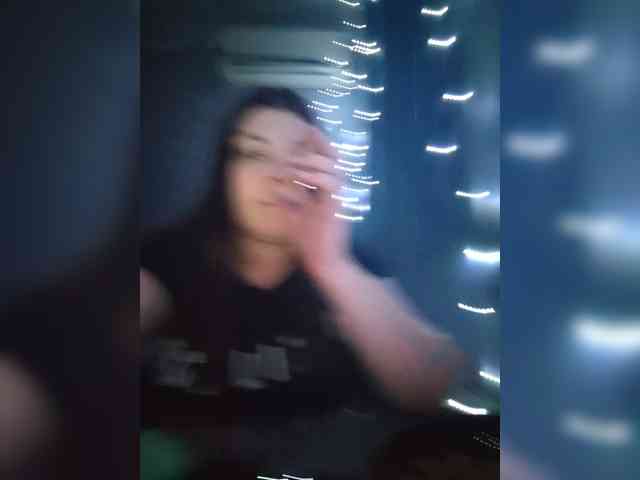 Karina-15 webcam