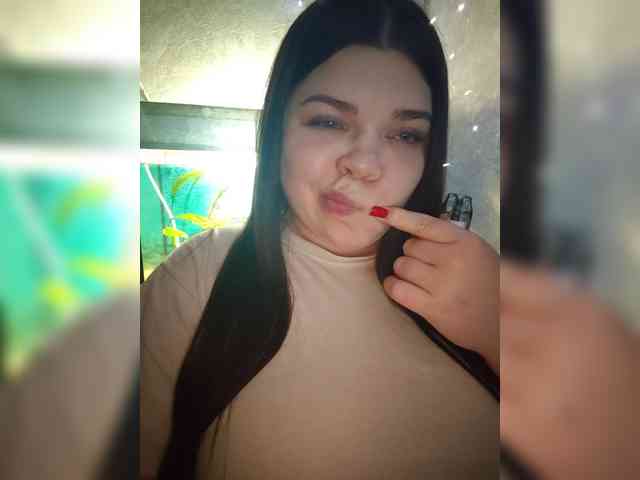 Karina-15 webcam