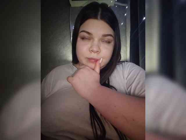 Karina-15 webcam