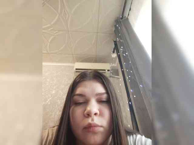 Karina-15 webcam