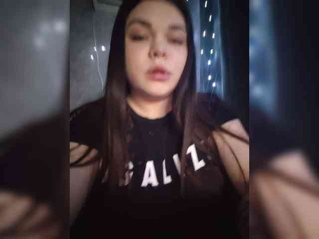 Karina-15 webcam