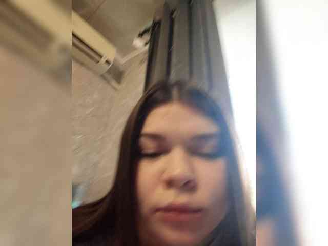 Karina-15 webcam