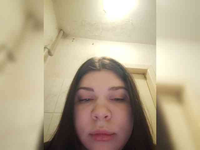Karina-15 Sex Cam Show