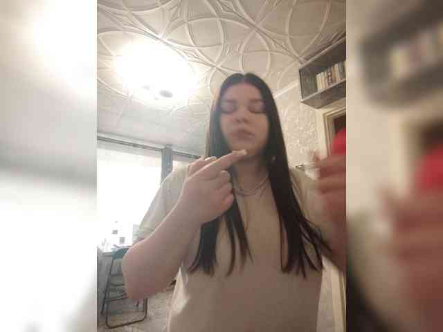 Karina-15 webcam