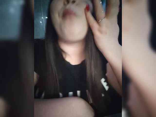 Karina-15 webcam