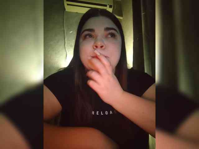 Karina-15 webcam
