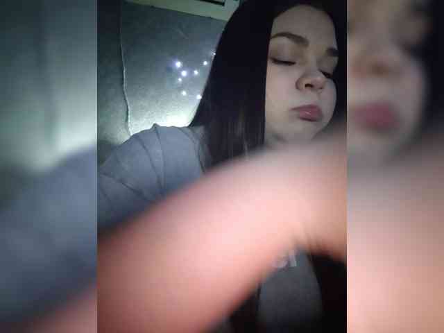 Karina-15 webcam