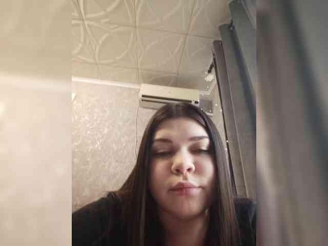 Karina-15 webcam