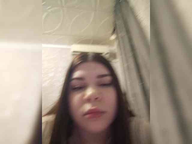 Karina-15 webcam