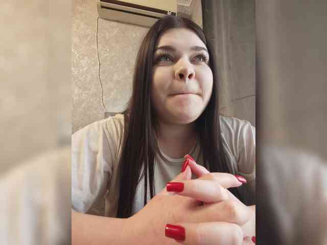 Karina-15 webcam
