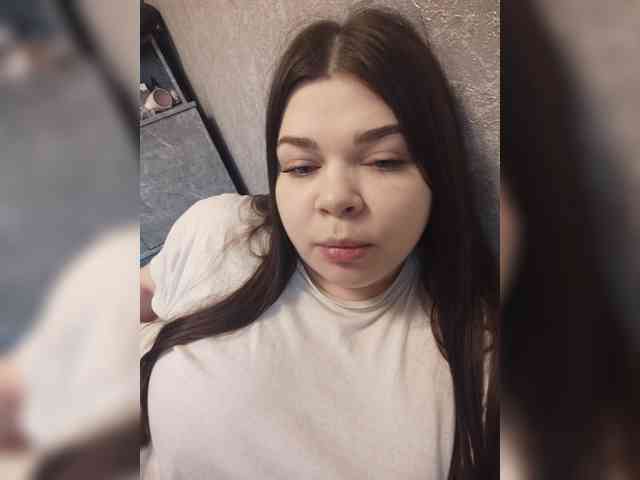Karina-15 webcam