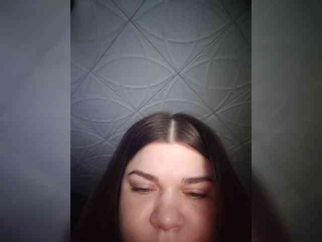 Karina-15 webcam