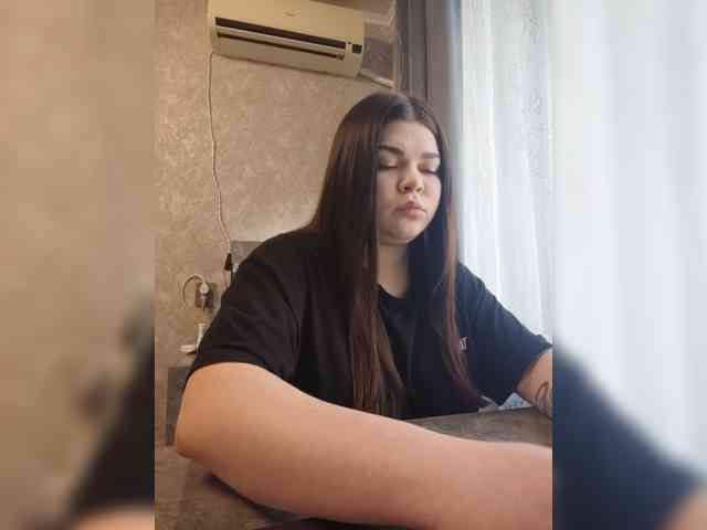 Karina-15 webcam
