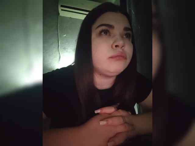 Karina-15 webcam