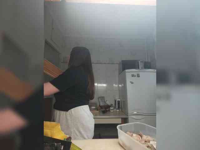 Karina-15 webcam
