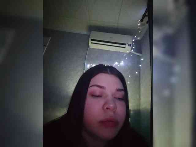 Karina-15 webcam