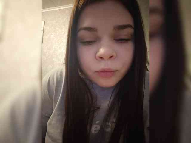 Karina-15 webcam