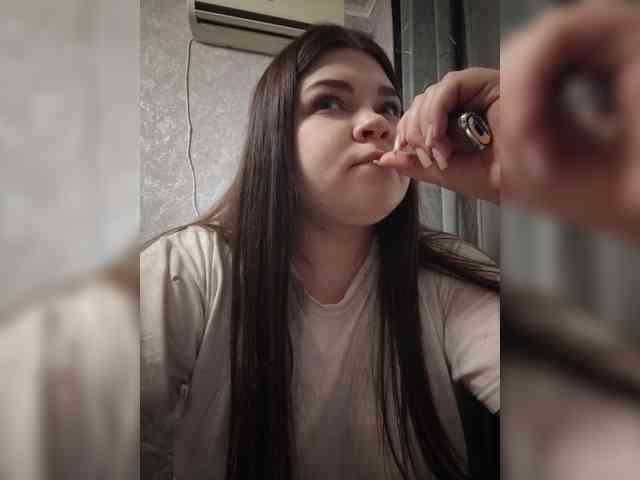 Karina-15 webcam