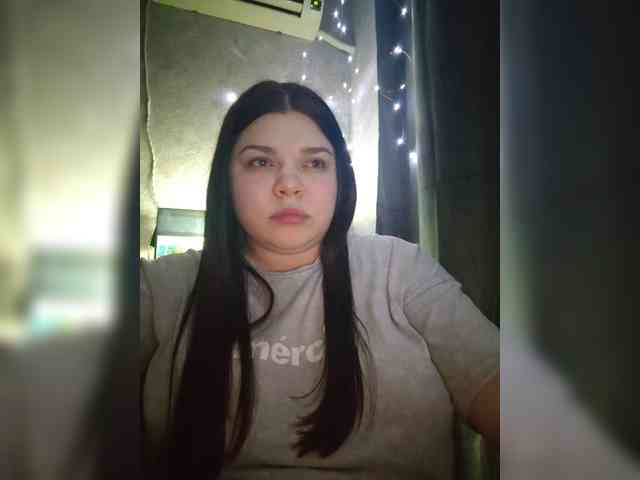 Karina-15 webcam