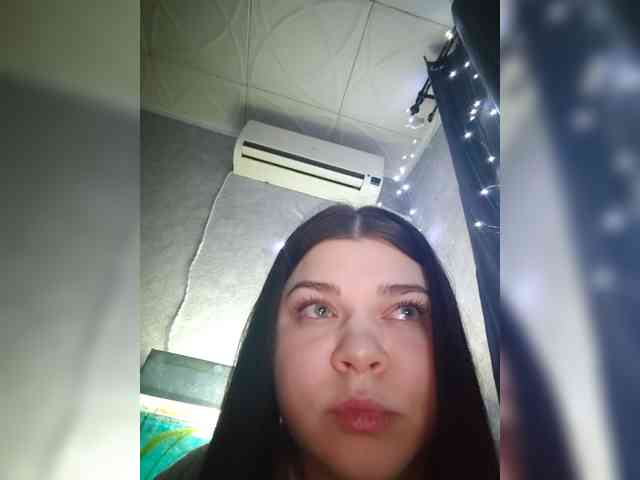 Karina-15 webcam