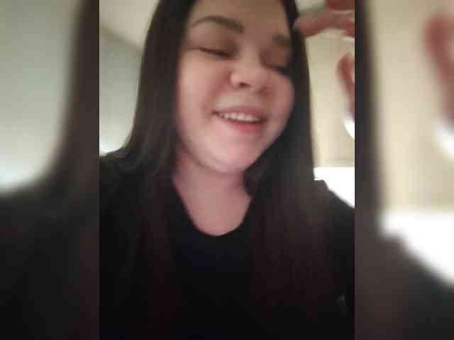 Karina-15 Sex Cam Show