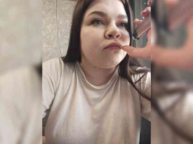 Karina-15 webcam