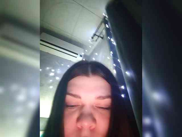 Karina-15 webcam
