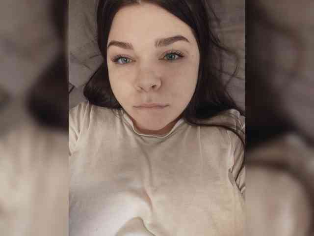 Karina-15 webcam