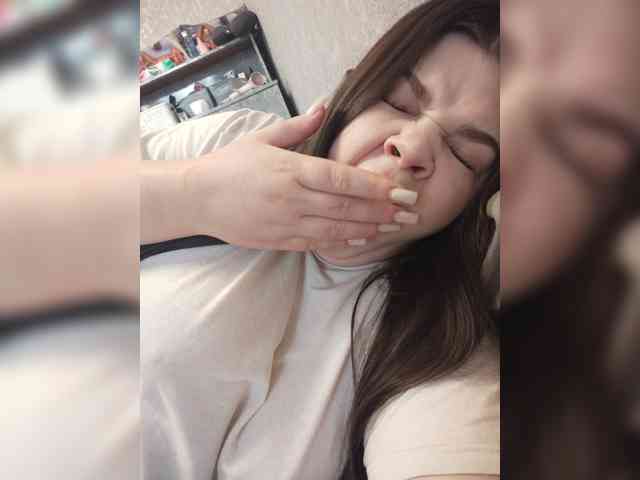 Karina-15 webcam