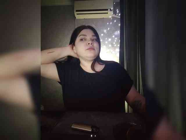 Karina-15 webcam