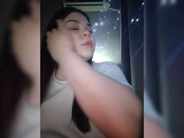 Karina-15 webcam