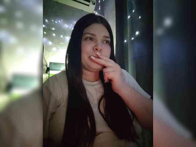 Karina-15 webcam