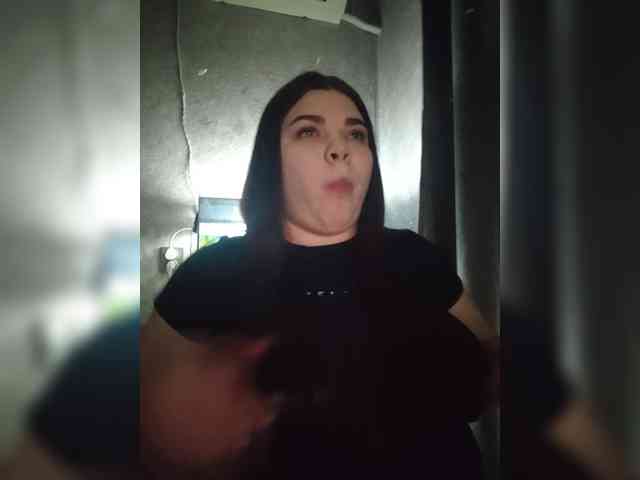 Karina-15 webcam