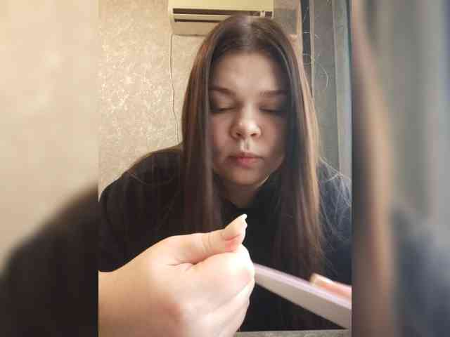 Karina-15 webcam