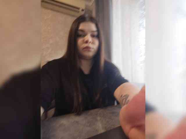 Karina-15 webcam