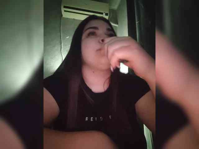 Karina-15 webcam