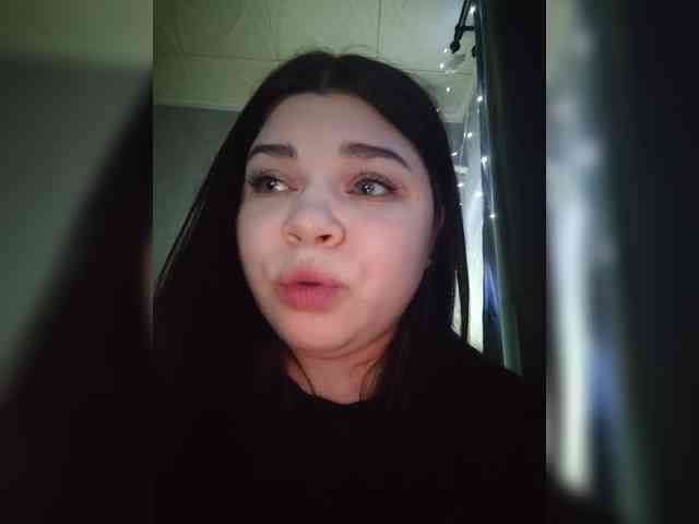 Karina-15 webcam