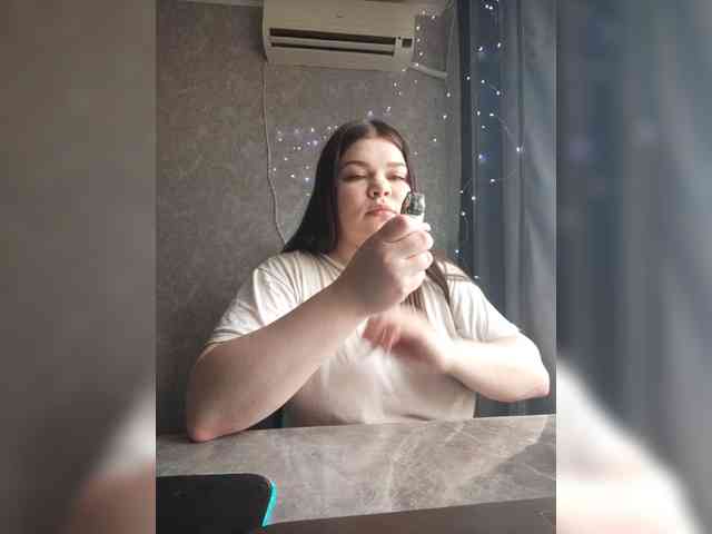 Karina-15 webcam