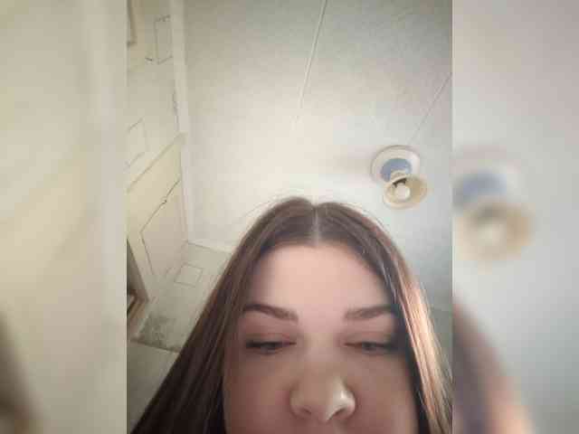 Karina-15 webcam
