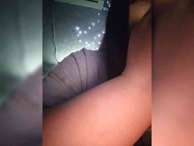 Karina-15 webcam