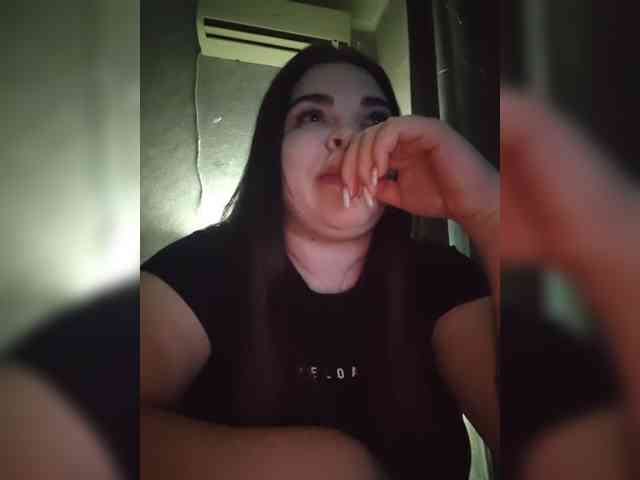 Karina-15 webcam