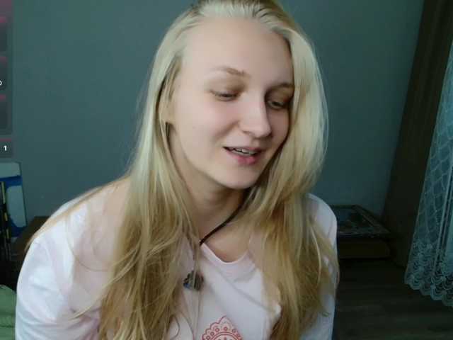 Alex-7595 live cam on BongaCams