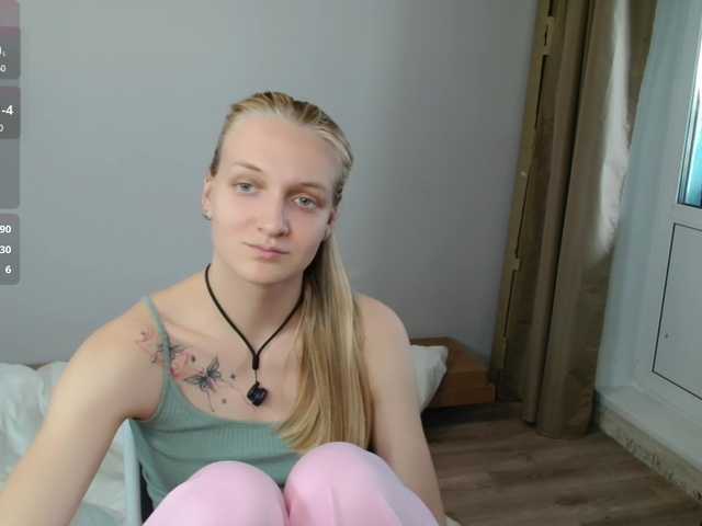 Alex-7595 live cam on BongaCams