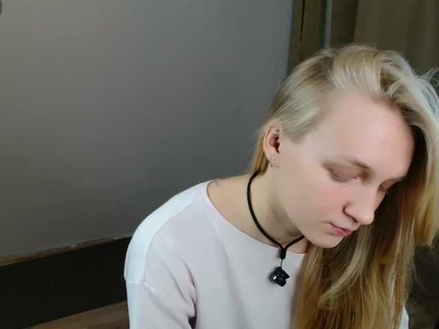 Alex-7595's BongaCams show and profile