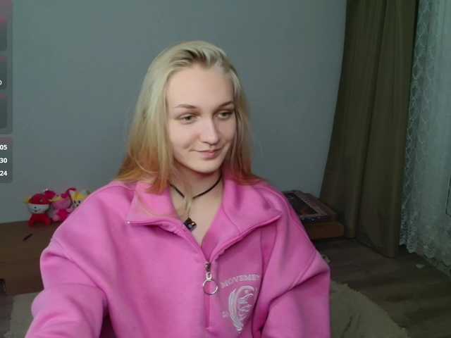 Alex-7595 live cam on BongaCams