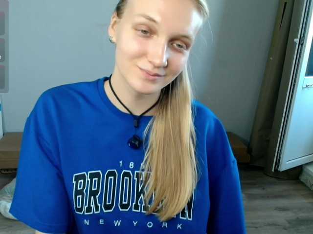 Alex-7595 live cam on BongaCams