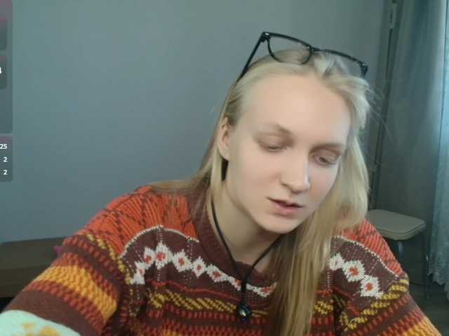 Alex-7595 live cam on BongaCams