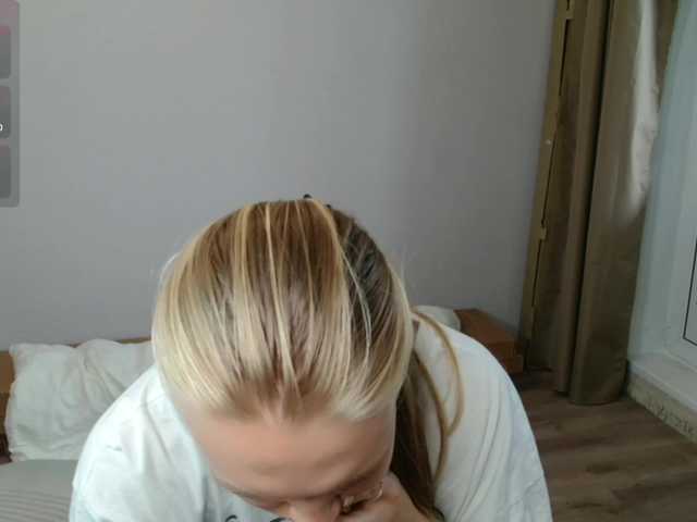 Alex-7595 live cam on BongaCams