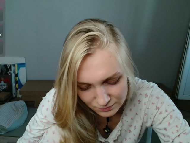 Alex-7595 live cam on BongaCams